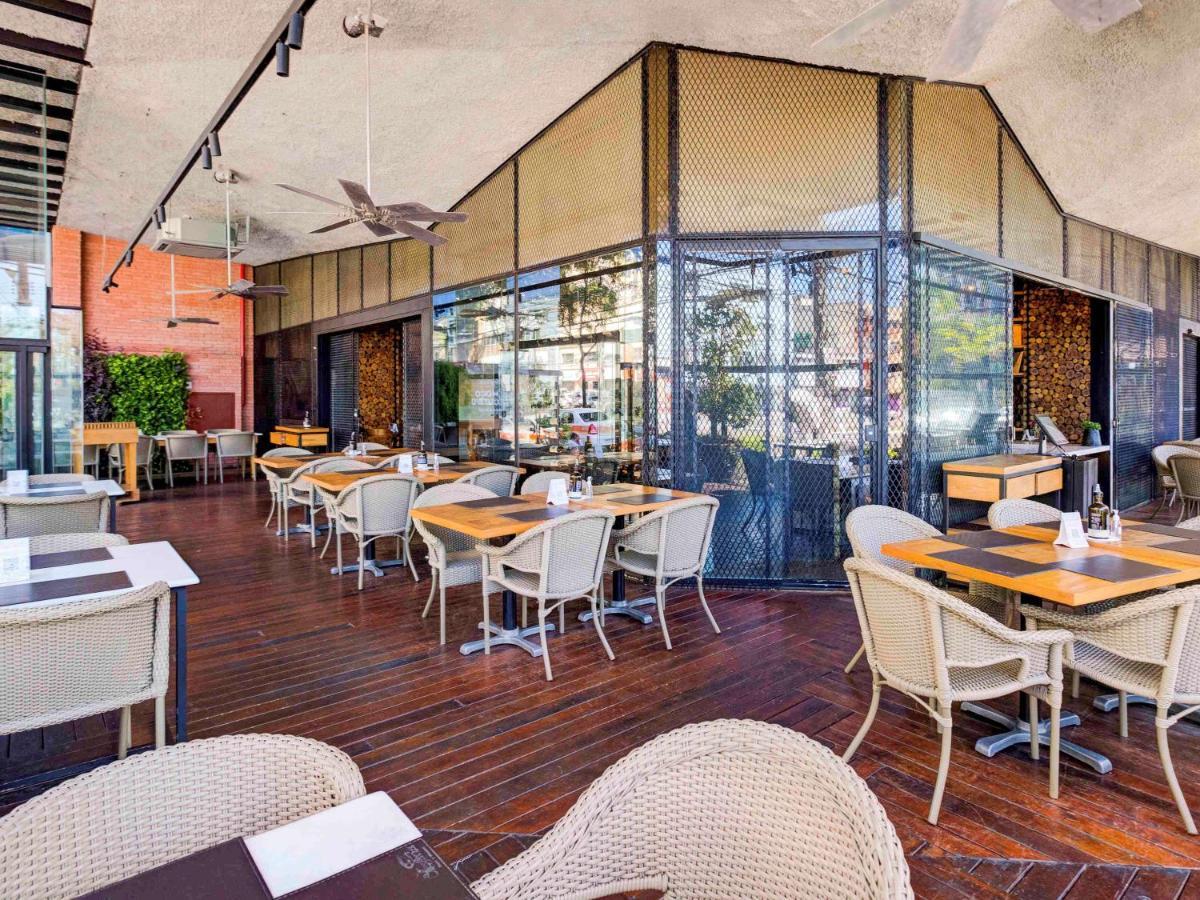 Ibis Vitoria Praia Do Canto Exterior photo